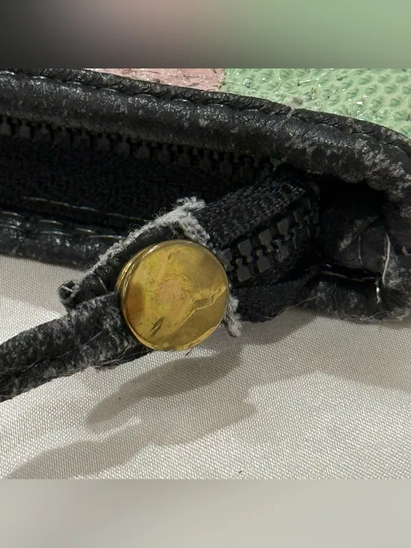 Vintage Snakeskin Reptile Patchwork Purse Puffy Shoulder Bag Unique Whimsy 80s Black - Image 13