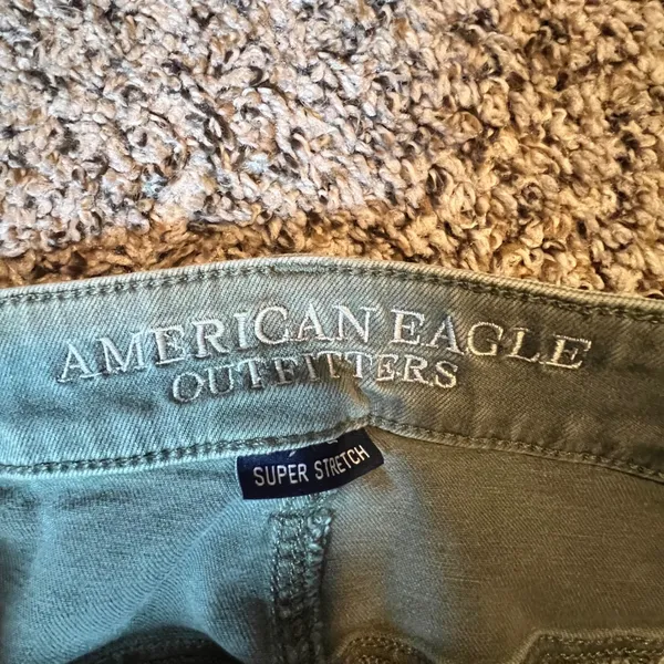 American Eagle Super Stretch Jeggings Olive Green Distressed Ripped Size 14‎ Reg - Image 2