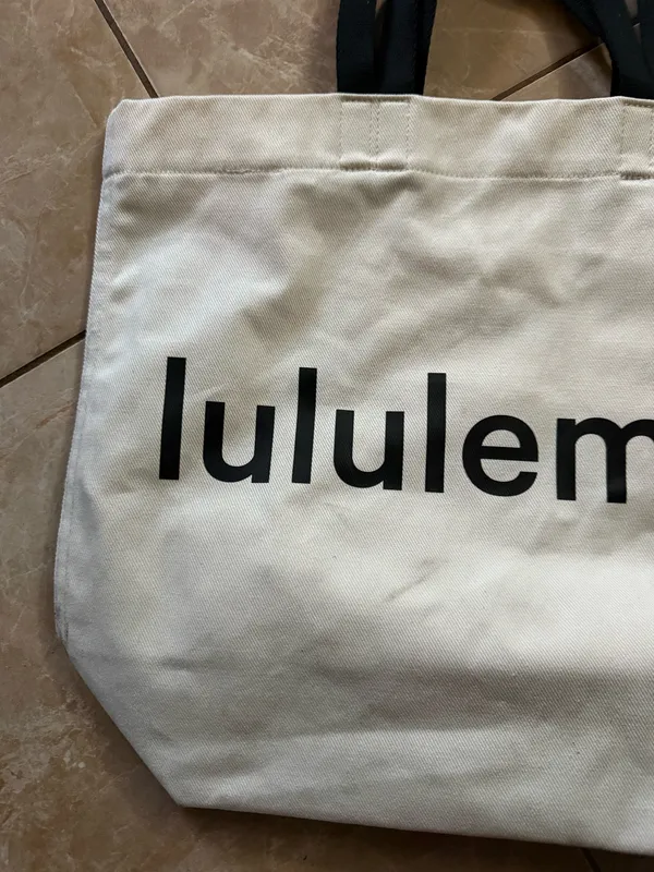 Lululemon tote bag new tag - Image 3
