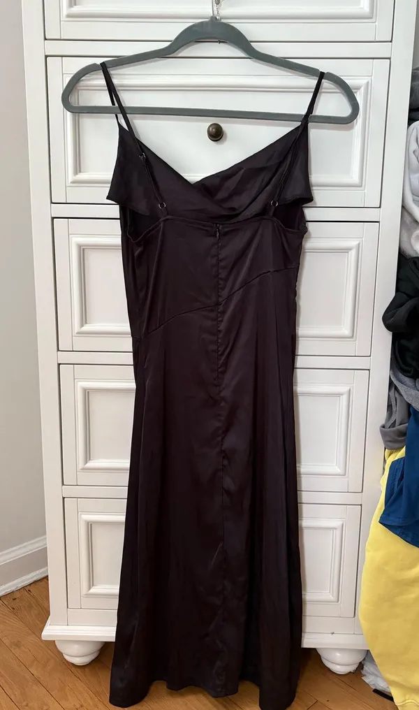 Amazon Black Midi Dress - Image 2