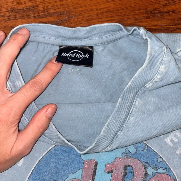 Hard Rock urban outfitters graphic t shirt - Image 5