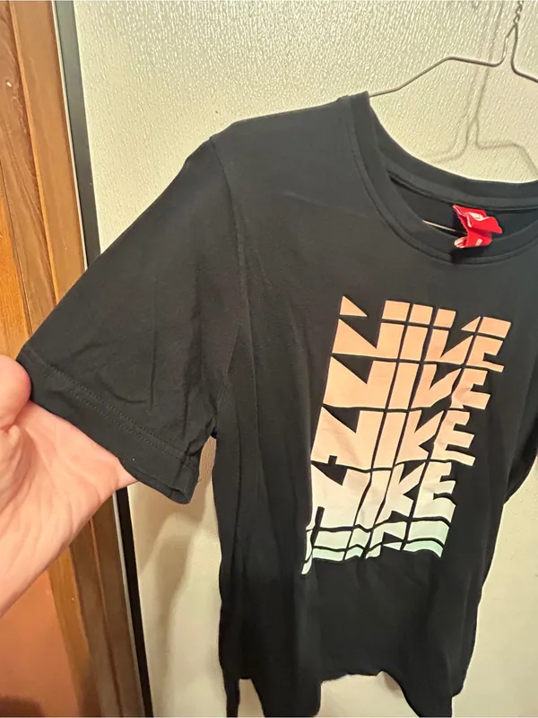 Nike Women's Black Short-Sleeve Tee - Image 3