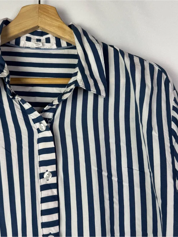 Jane + Delancey Navy Blue & White Mixed Stripe Long Sleeve Button Down L - Image 3