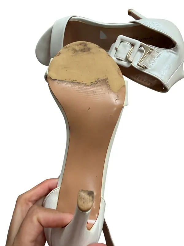 GIANVITO ROSSI White Leather Ankle Strap Heels Size 40 / US 10 - Image 5