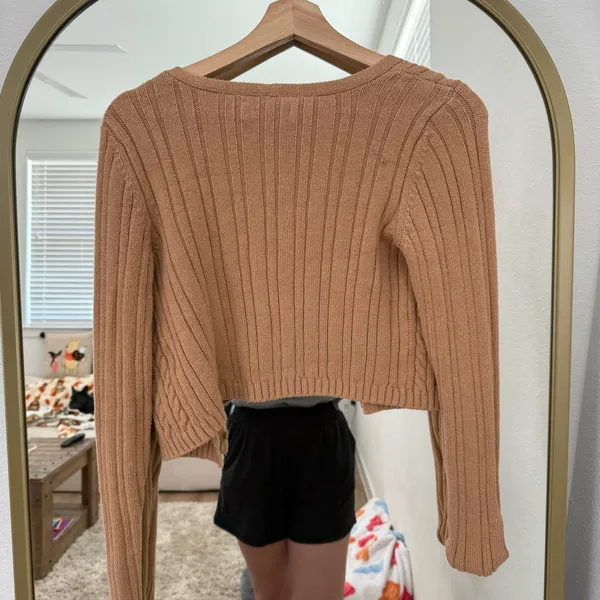 Tan Ribbed Cropped Cardigan hollister - Image 2