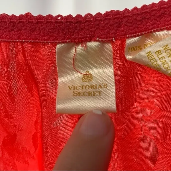 Vintage 90's Victoria's Secret High Hip‎ Cheeky Sleep Shorts in Red Size Small - Image 2