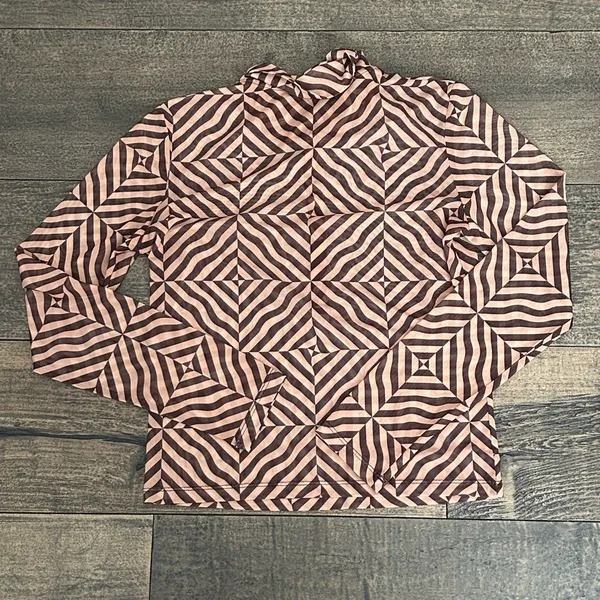 Women’s Zara Brown Patterned Shirt‎ medium - Image 4
