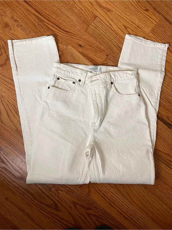 Abercrombie & Fitch 90’s Straight Cream High-Rise Crossover Jeans - Image 3