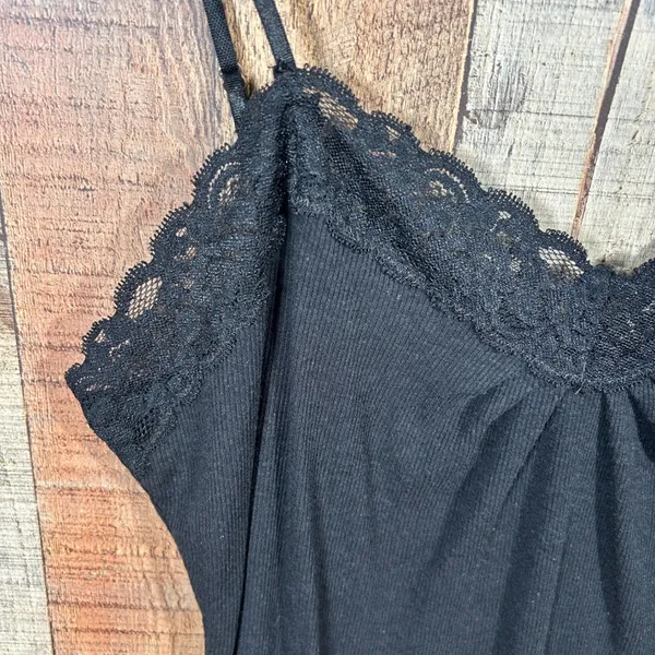 Worthington XL Black Ribbed Lace Trim Cami Tank Top Stretch Soft Girl Layering - Image 2
