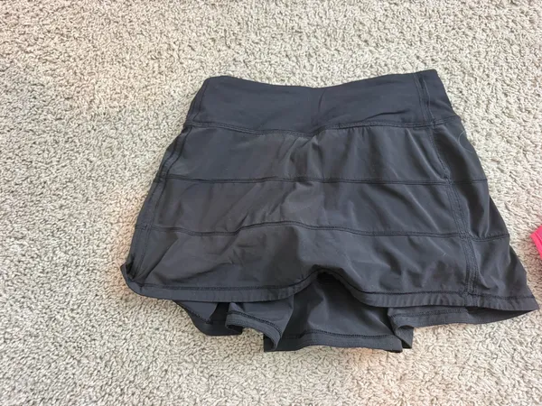 Lululemon Skirt Black - Image 2