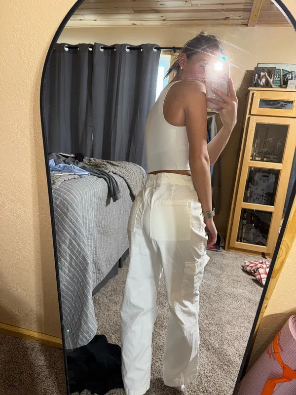 Hollister White Cargo Pants Women’s - Image 2