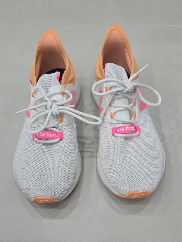 New Balance Fresh Foam Roav Nimbus Cloud Peach Pink Women's Sneakers Size 9.5 - Image 3