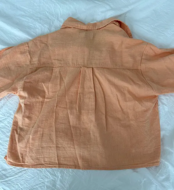 Hollister Linen Button Up - Image 3