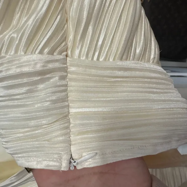 Showpo Pleated‎ Crop Top Size 8 - Image 3