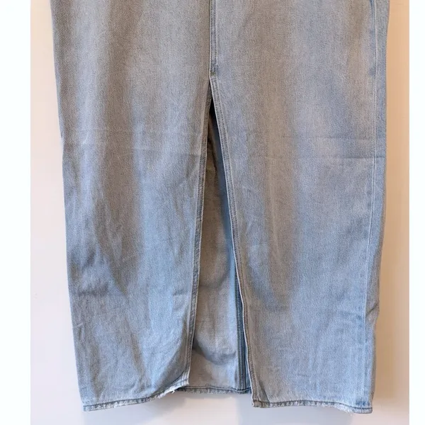 Old Navy Women's Maria Mid Rise Column Front Slit Denim Midi Skirt Size‎ 8 - Image 5
