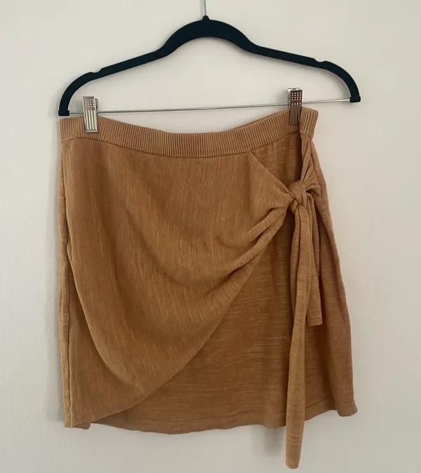 Revolve NWT LSPACE Riley Top and Vagabond Skirt in Toffee - Image 6