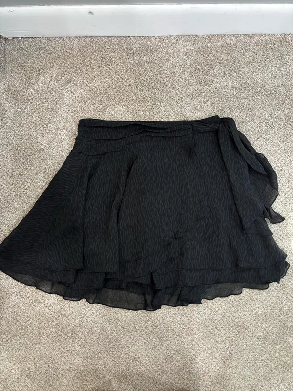 Aerie Chiffon Flowy wrap skirt black mini skirt lined size S Gothcore coquette - Image 6