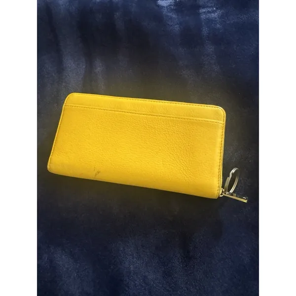 Kate Spade New York Bilfold Slim Card Case Key Ring Wallet - Canary Yellow - Image 4