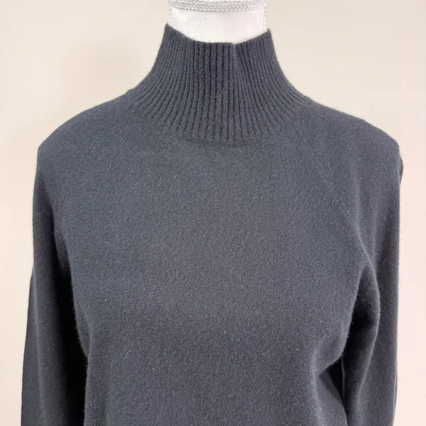 Vince Black Wool Cashmere Blend Mock Neck Raglan Sweater Medium M - Image 4