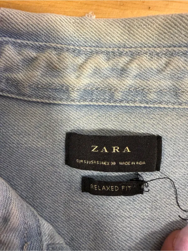 Zara Relaxed Fit‎ Medium Distressed Wash Button Front Jean Denim Jacket Button S - Image 3