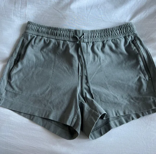 Shorts - Image 3