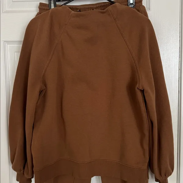 Banana Republic Women’s Cinnamon Brown Fleece Mockneck 2 pc Sweatsuit Size Med - Image 2