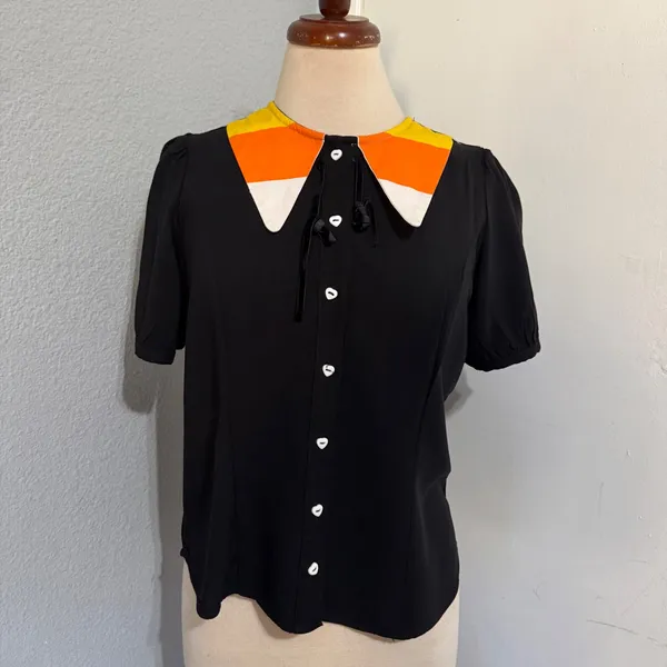 Social Collision Women‎ Small Candy Corn Collar Heart Button Blouse Black Witchy - Image 2