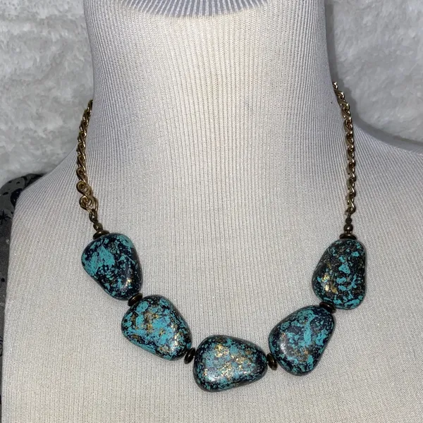 Turquoise and Gold Color Stone Necklace - Image 4