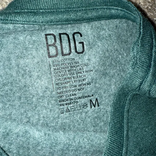 Urban Outfitters BDG Green Cropped Crewneck Sweatshirt - Image 3