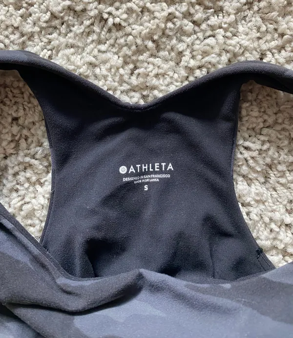 Athleta Black Camo Conscious Crop - Image 5