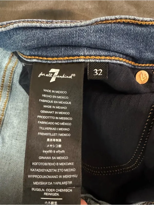 7 for all mankind Women's High-Rise Crop Skinny Jeans Dark wash plus size 32 - Image 8