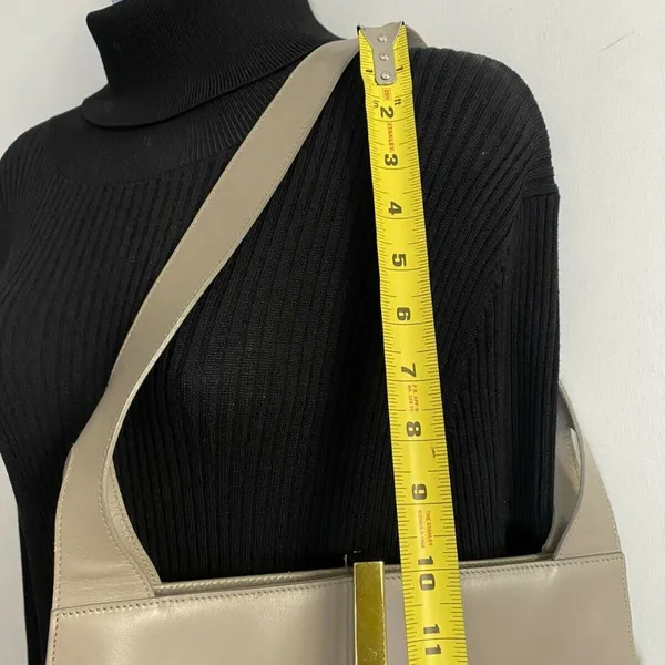 GUCCI Vintage Leather Shoulder bag Customized W/ D - Image 4