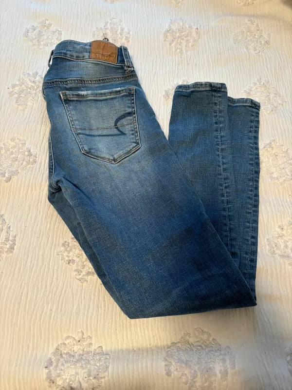 American Eagle Jeans - Image 2
