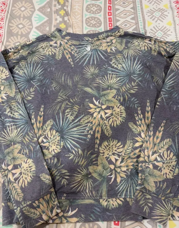 Body Glove Long Sleeve Shirt - Image 3