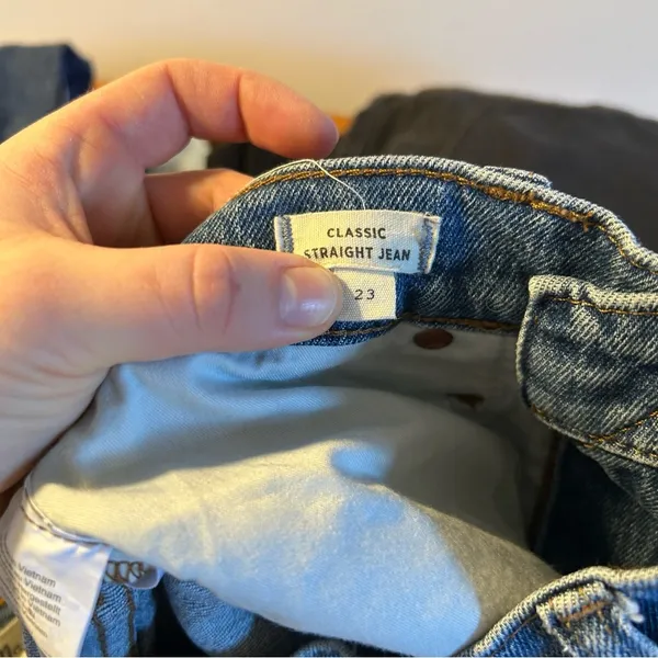 Madewell Classic Straight Jeans in Peralta Wash - Image 8