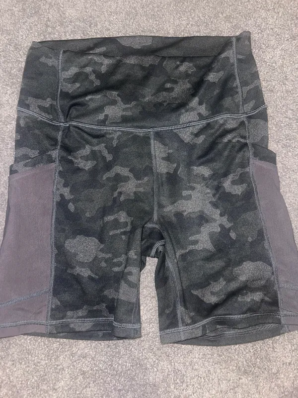 Fabletics Powerhold Biker Shorts - Image 2