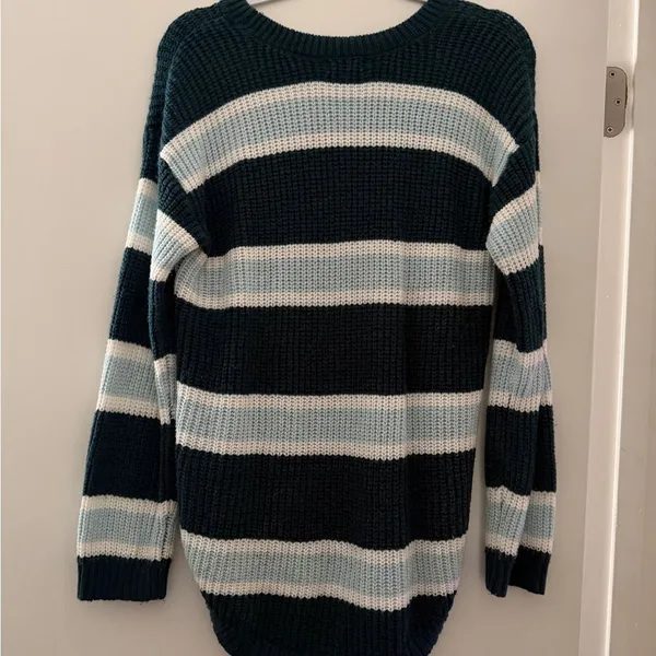 SO Women's Large Striped Knit Sweater Teal Blue White Relaxed - Image 2