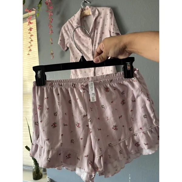 Wild Fable Pink Floral Pajama Set – Size XXS - Image 4