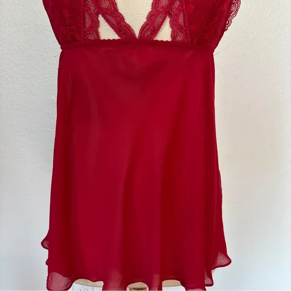Ambrielle Solid Red Lace Chemise Size L - Image 3