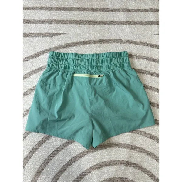 Asics Women's Kelly Green Athletic Running Activewear Shorts Size Small - Image 5