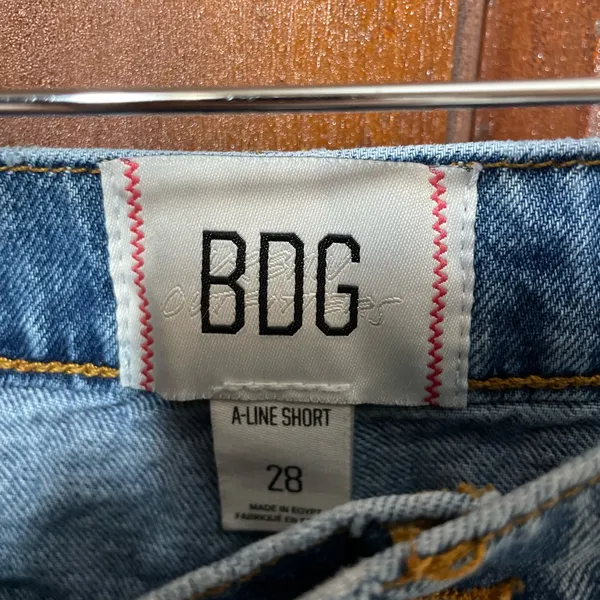 BDG / Urban Outfitters women's size 28 A-line denim shorts - Image 3