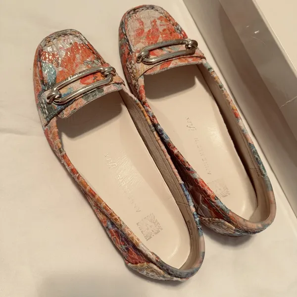 Anne Klein Flex Pink Snakeskin‎ Loafers Women’s 6M silver buckle mocassin flats - Image 3