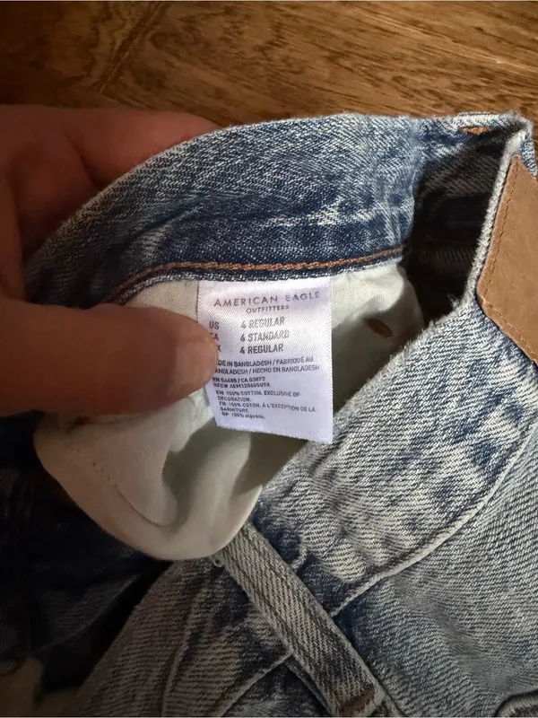 American Eagle Outfitters Light Blue Distressed Mom Jean 4 - Image 3