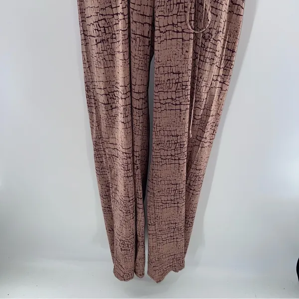 PrettyLittleThing Stone Print Patterned Wide Leg Halter Neck Jumpsuit-Size 8 - Image 3