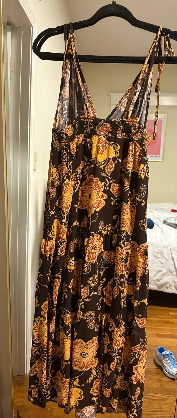 Boutique Dress - Image 4