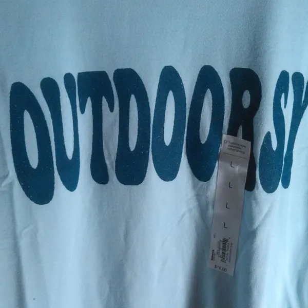 Brand New Kohl's Outdoorsy Tee-Shirt (Size L) - Image 6