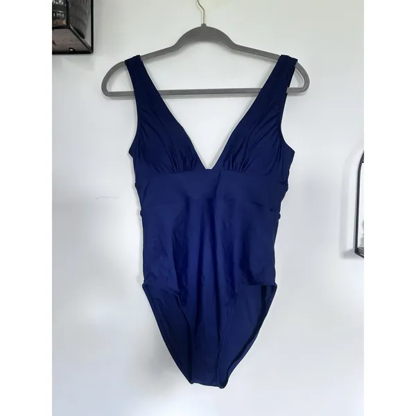 NWT Quince Navy Italian Plunge One-Piece Swimsuit Size Medium - Image 4