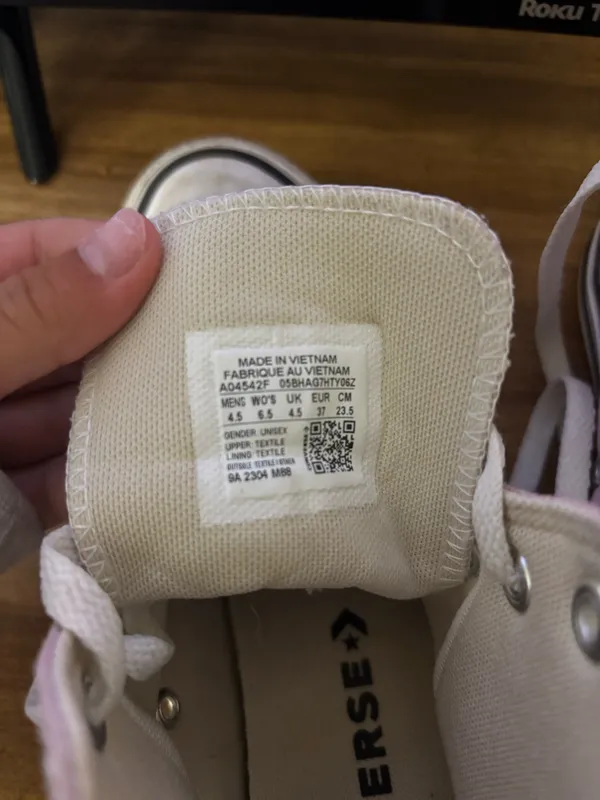 Converse Sneakers - Image 4