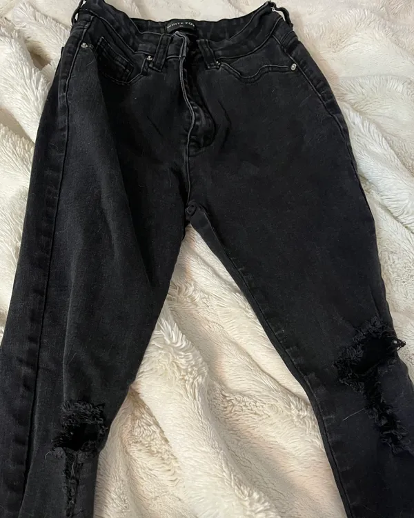 White Fox Black Skinny Jeans - Image 4