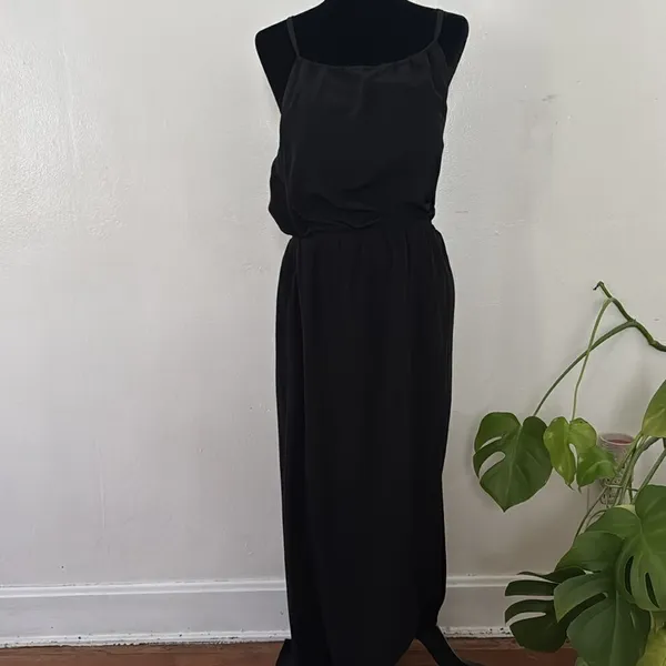 ATHLETA Black maxi dress EUC - Image 4